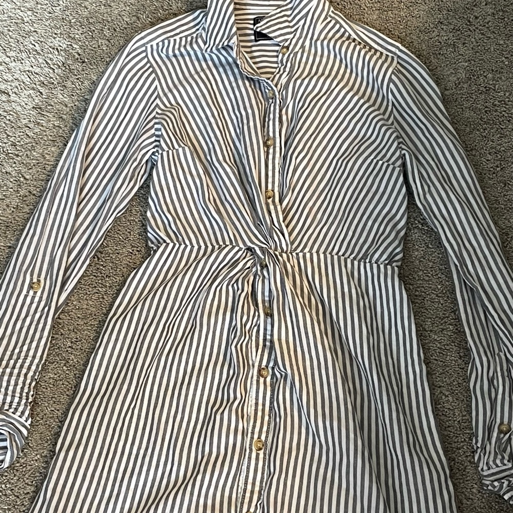 Abercrombie and Fitch grey and white striped dress